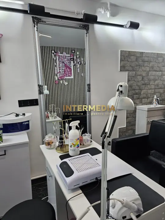 SPATIU COMERCIAL, 60 MP, CETATEI FINISAT COMPLET, DE VANZARE, fotografia 2