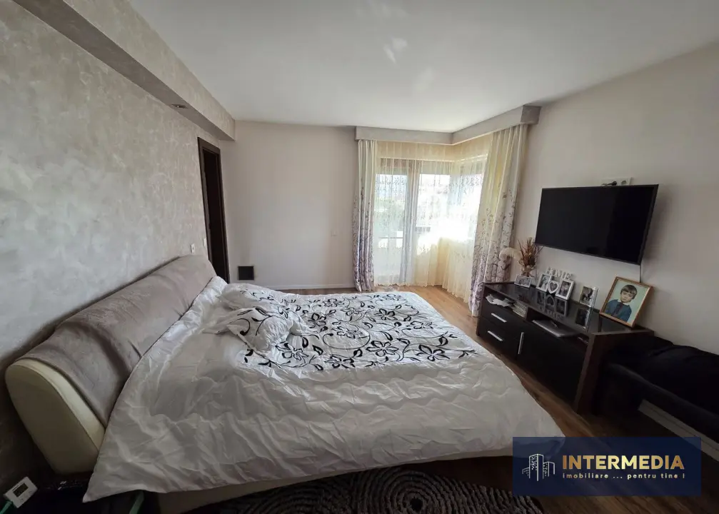 Casa 3 camere P+1 CETATE Alba Micesti Terasa 500 mp. Teren Asfalt Utilitati, fotografia 7