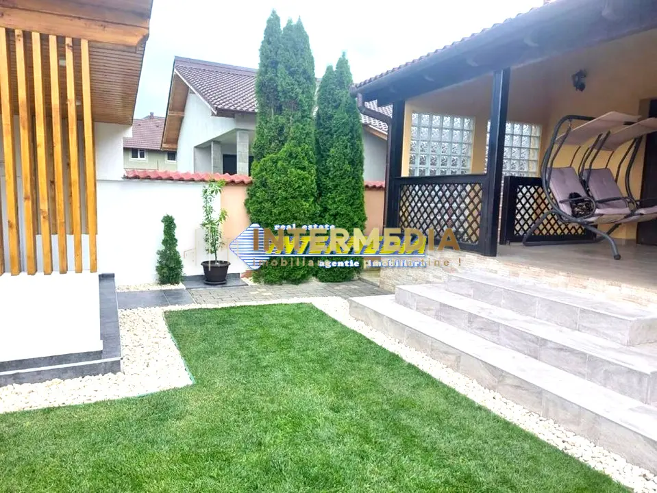 CASA NOUA SUPERBA, 5 CAMERE, ULTRAFINISATA, 500 MP TEREN, MOBILATA MODERN, fotografia 2