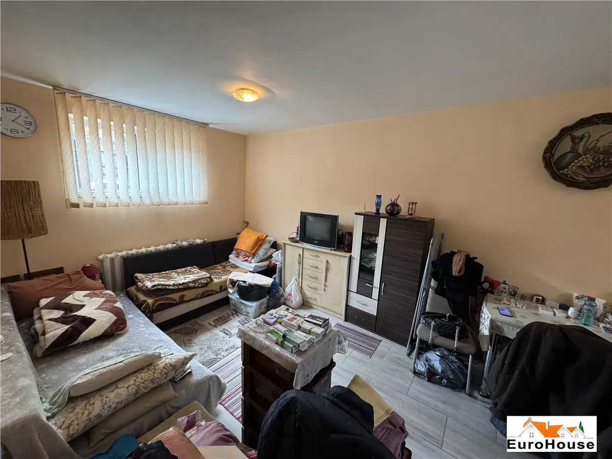 Apartament cu 2 camere de vânzare în Alba Iulia, zona Cetate, fotografia 3
