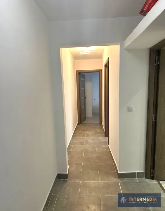 Apartament cu 2 camere semidecomandat, 49 mp utili, loc de parcare, zona Centru, Alba Iulia, fotografia 3