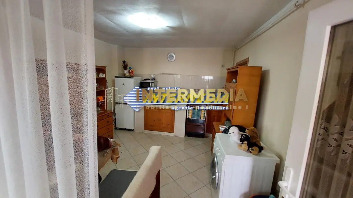 Casa semifinisata P+E+M Vanzare cu 600 mp teren in CENTRU Alba Iulia, fotografia 7