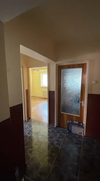 Apartament cu 4 camere de vânzare, zona Cetate, lângă Școala nr. 7, Alba Iulia, fotografia 3