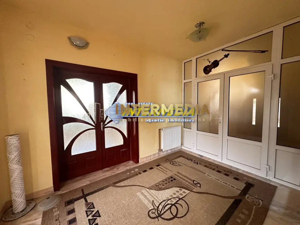 Vanzare Casa D+P+2E+Pod cu 10 camere, garaj si curte în zona Cetate, Alba Iulia, fotografia 3