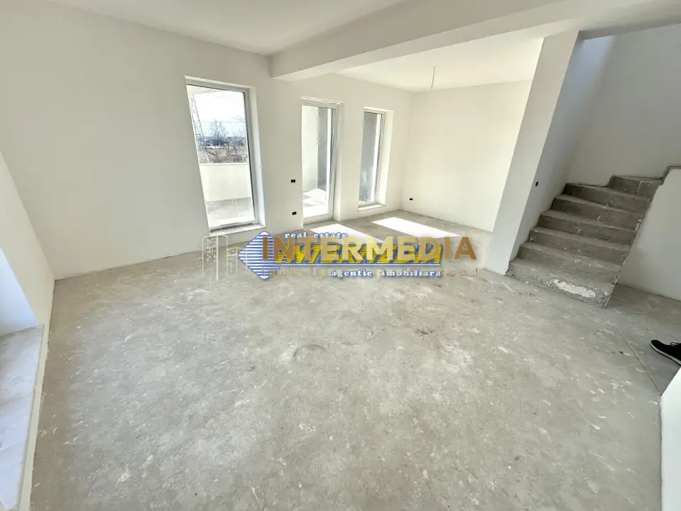 Casa Noua in Cetate 4 camere 117 mp. Teren 340 mp Finisata 90 %, fotografia 13