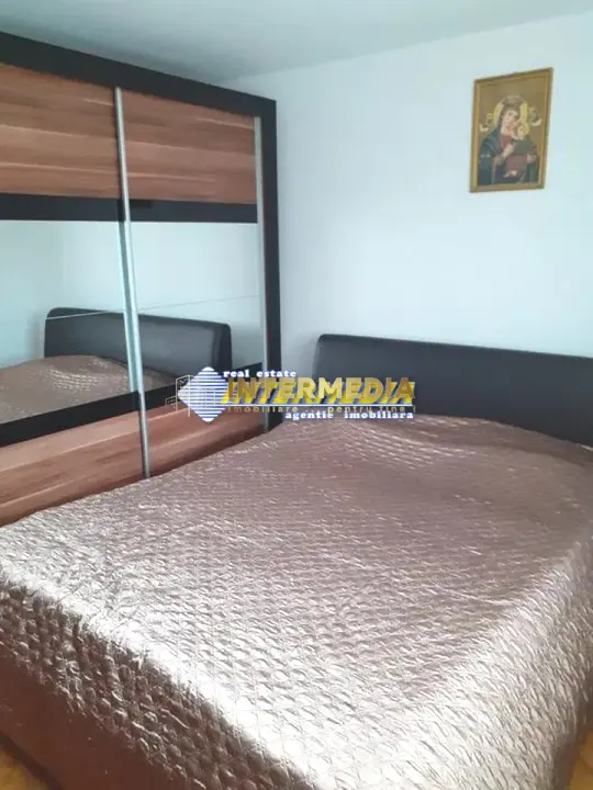 APARTAMENT 2 CAMERE, DECOMANDAT, 56 MP, ZONA MALL CAROLINA, MOBILAT, fotografia 3