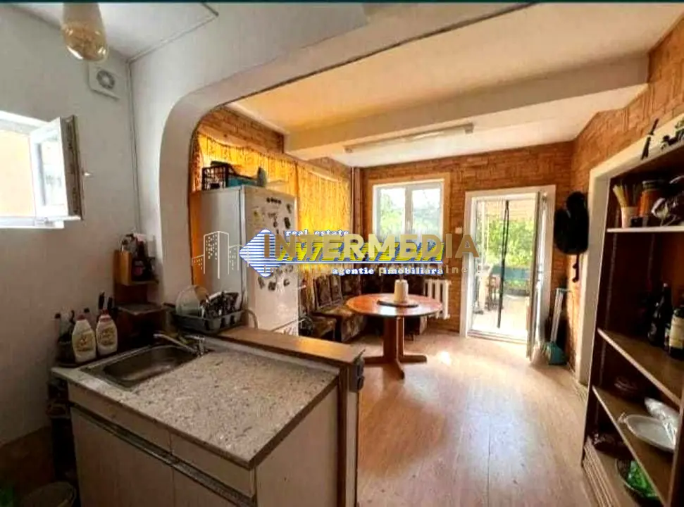 Inchiriere Casa Mobilata 6 Camere CETATE pretabila pentru muncitori, fotografia 5