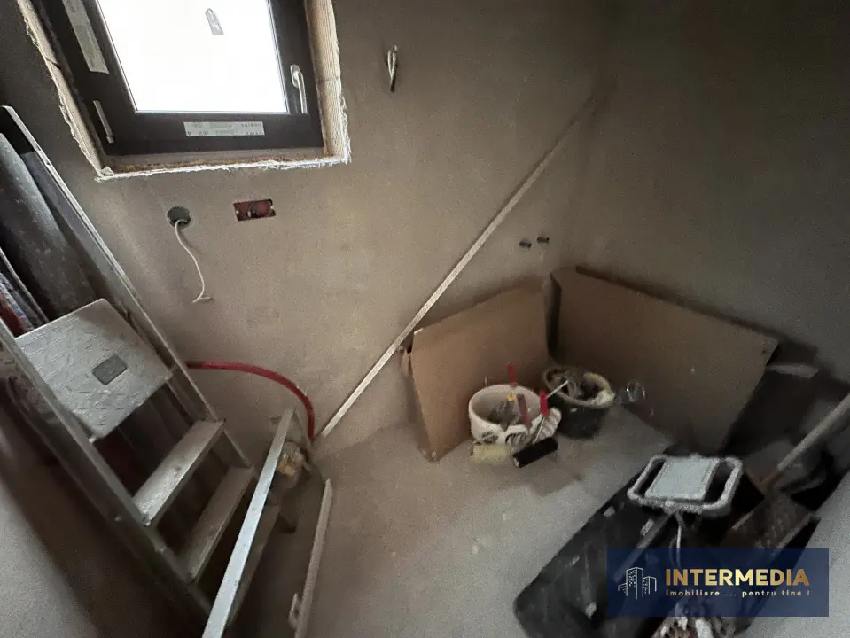 Duplex de vânzare în Alba Iulia, zona Cetate, teren 250 mp, terasă 66 mp, fotografia 12