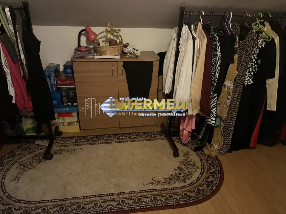 Casa de vanzar in Cetate Alba Iulia cu toate utilitatile, fotografia 2