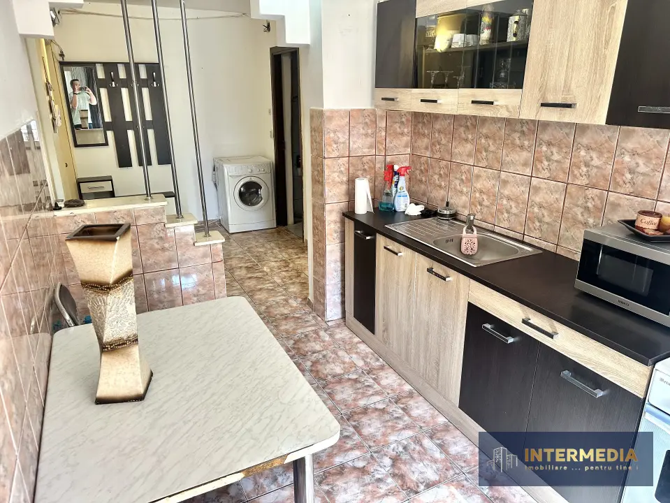 Apartament 2 camere, decomandat, de vanzare Imobilat, zona Carolina Mall, fotografia 9