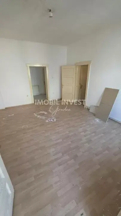 Casă cu 3 camere și 500 mp teren, zona centrală din Blaj, fotografia 5