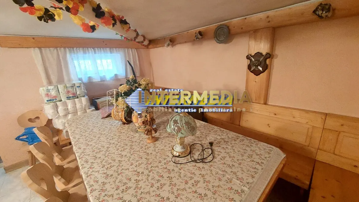 Casa de vanzare cu 5 camere in cartier Cetate Alba Iulia finisata D+P+E, fotografia 9