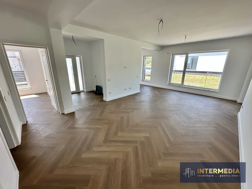 CASA NOUA, 120 MP UTILI, CETATE, FINISATA COMPLET, 4 CAMERE, 2 BAI, fotografia 1