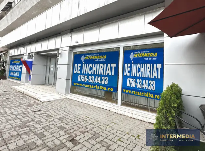 Închiriere spațiu comercial 173 mp, vitrine mari la bulevard, zona Cetate, Alba Iulia, fotografia 1