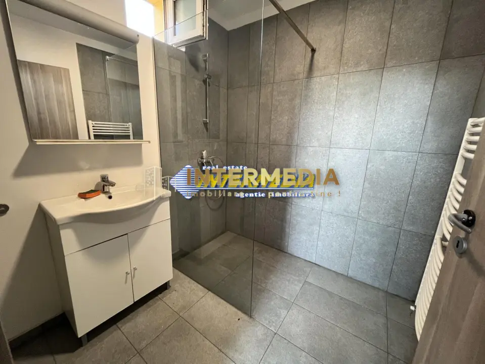 Spatiu comercial Alba Iulia zona Cetate finisat complet in suprafata de 66 mp, fotografia 2