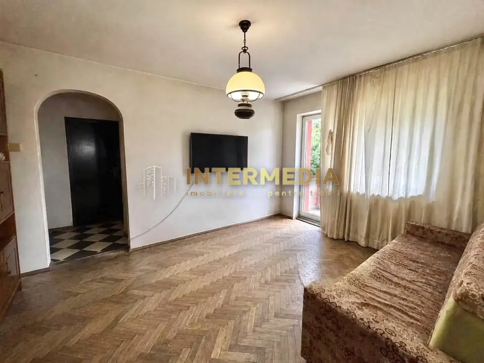 APARTAMENT 2 CAMERE, 52 MP, ETAJ 1, CETATE CLOSCA, fotografia 2