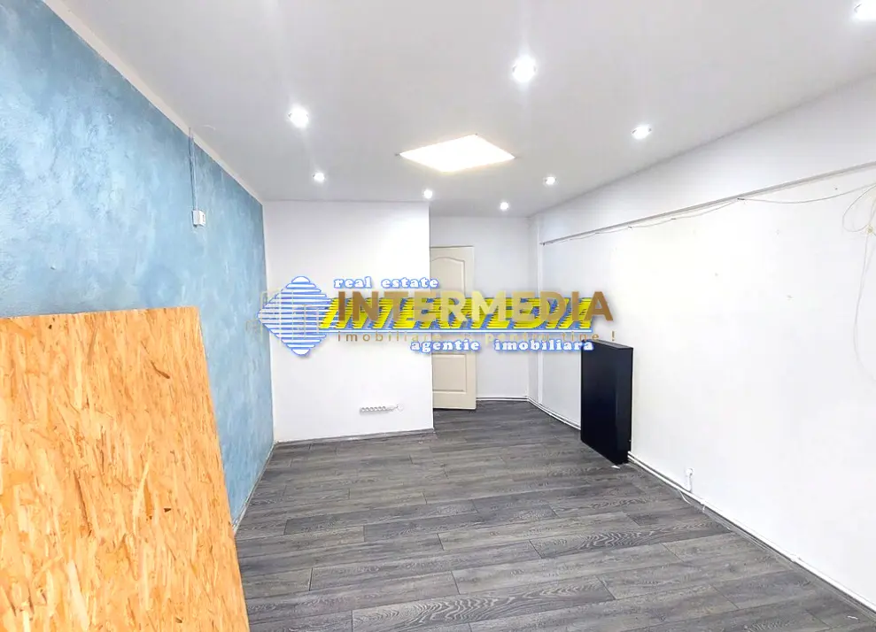Spatiu Comercial cu vad in Zona Cetate Bulevard, Alba Iulia, fotografia 2