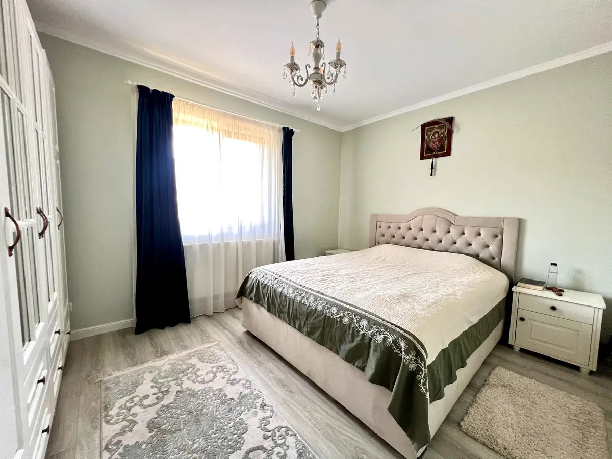 Casă cu 4 camere și teren de 1807 mp, în comuna Ciugud, fotografia 1
