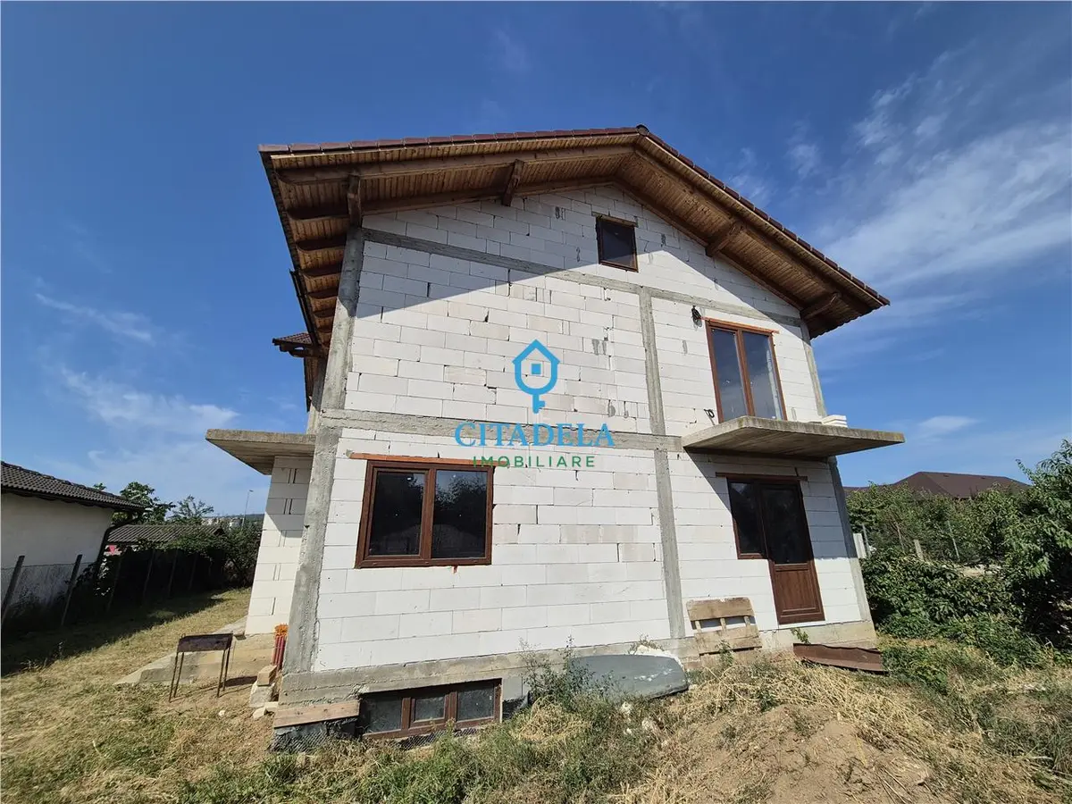 Casa, la rosu, 165000 euro, fotografia 3
