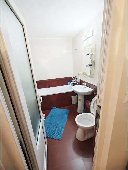 Apartament cu 3 camere decomandat, etaj 1, finisat, mobilat și utilat, zona Sub Stadion, fotografia 7