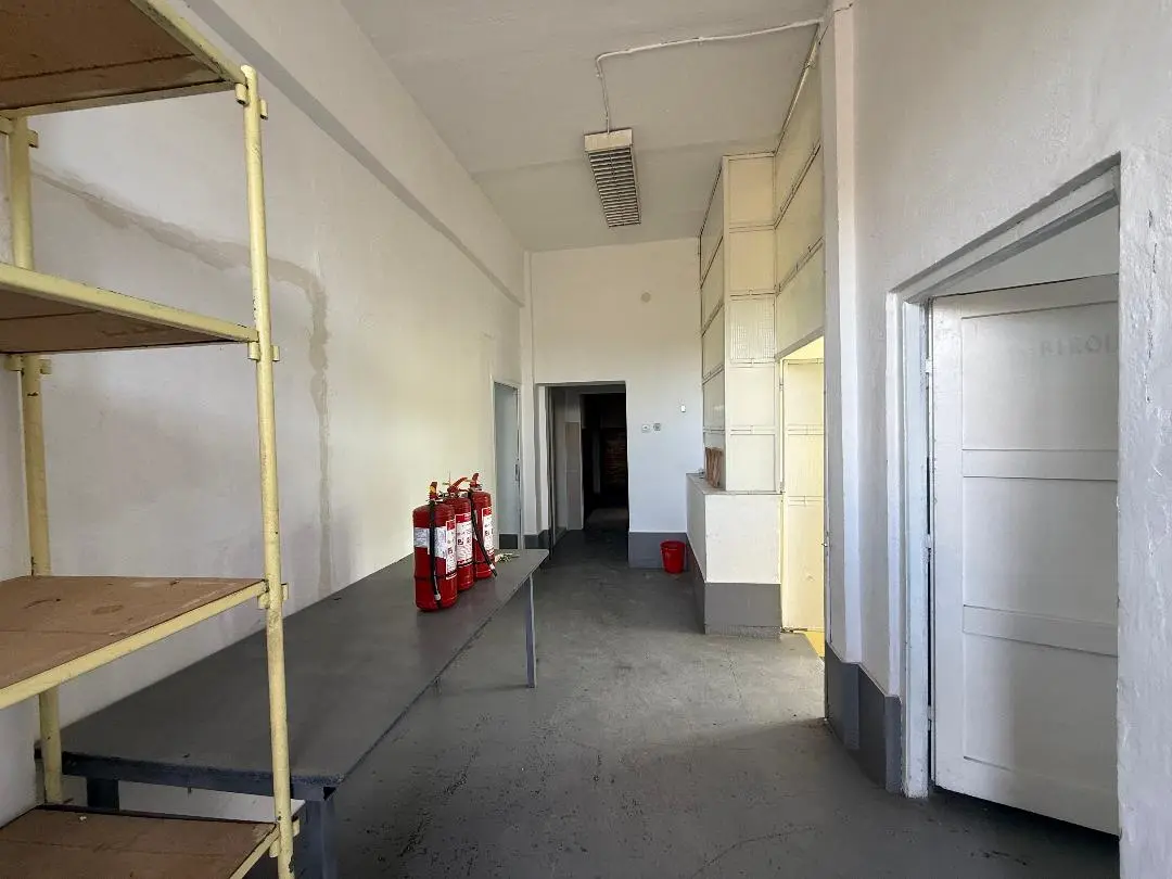 Spațiu comercial de vânzare în Alba Iulia, zona Bărăbanț, fostă cantină, fotografia 14