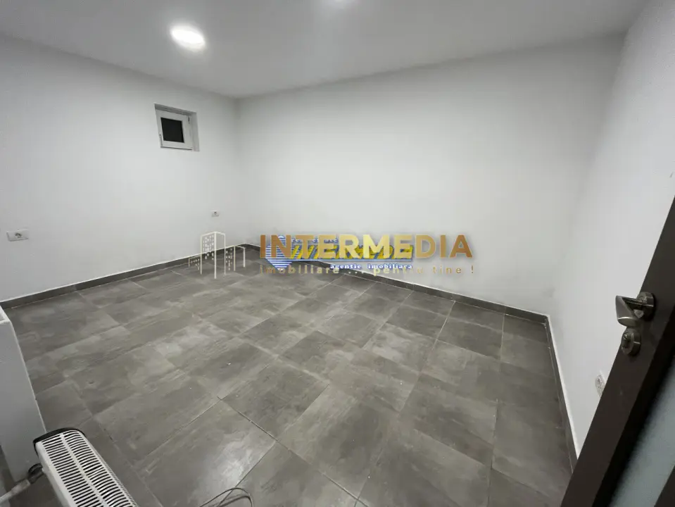 Spatiu comercial de vanzare in Alba Iulia zona Cetate finisat complet, fotografia 9