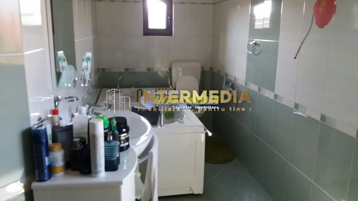 Casa D+P+E de vanzare Alba Iulia zona Schit, fotografia 5