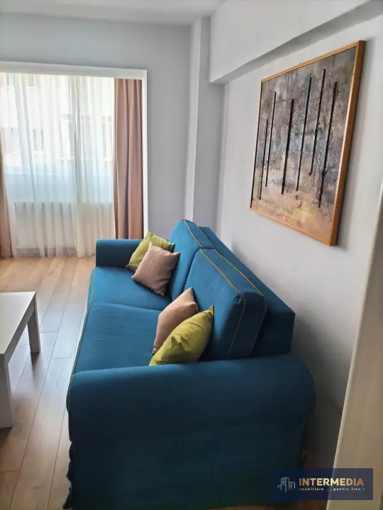 Apartament 3 camere 2 bai, parcare, CETATE mobilat si utilat complet, fotografia 3
