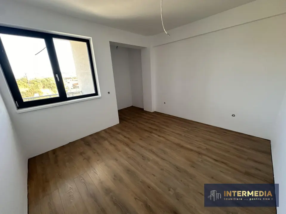 Apartament 2 camere, finisat, 60 mp., Bloc NOU, Lift, Cetate, Parcare, fotografia 5