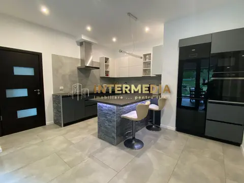 Casa Lux Mediteraniana cu 1620 mp. teren mobilata utilata CETATE cazare pensiune