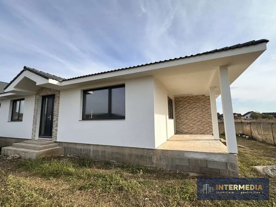 CASA NOUA PE UN NIVEL COCHETA, 75 MP, ALBA IULIA ZONA MICESTI, fotografia 11