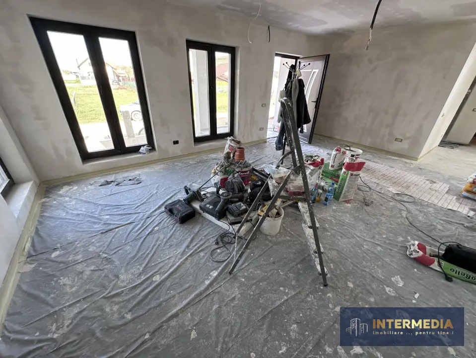 Casa noua cu 4 camere finisata in Sard 105 mp cu teren de 500, fotografia 4