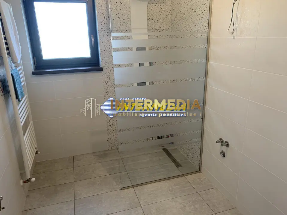 Casa noua finisata la cheie de vanzare in Alba Iulia cu teren 1467 mp, fotografia 5