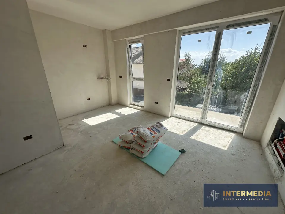 Apartament cu 2 camere în Cetate, bloc nou, finisat la cheie, etaj 1, fotografia 1