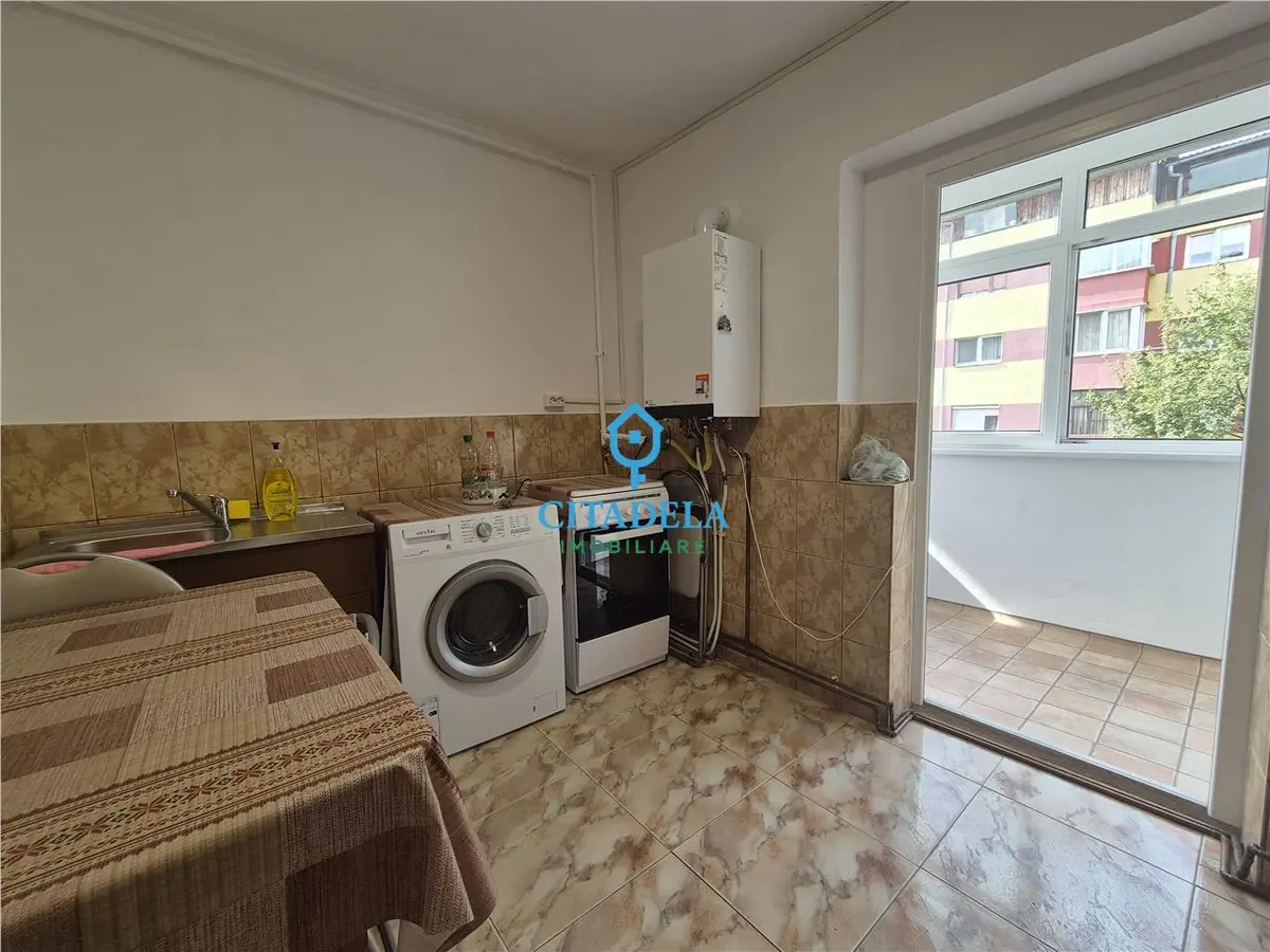 Apartament cu 3 camere, etaj 2, zona Cetate, Alba Iulia, fotografia 10