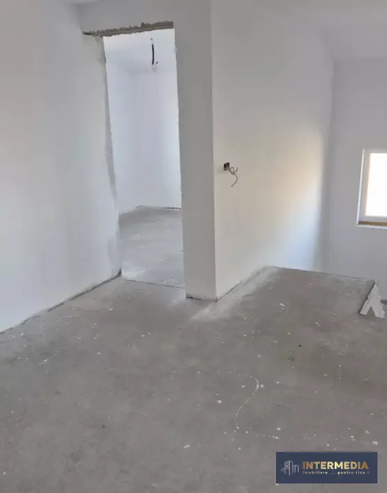 Casă nouă, P+1, 170 mp utili, Alba Iulia, zona Micești, semifinisată, teren 389 mp, fotografia 2