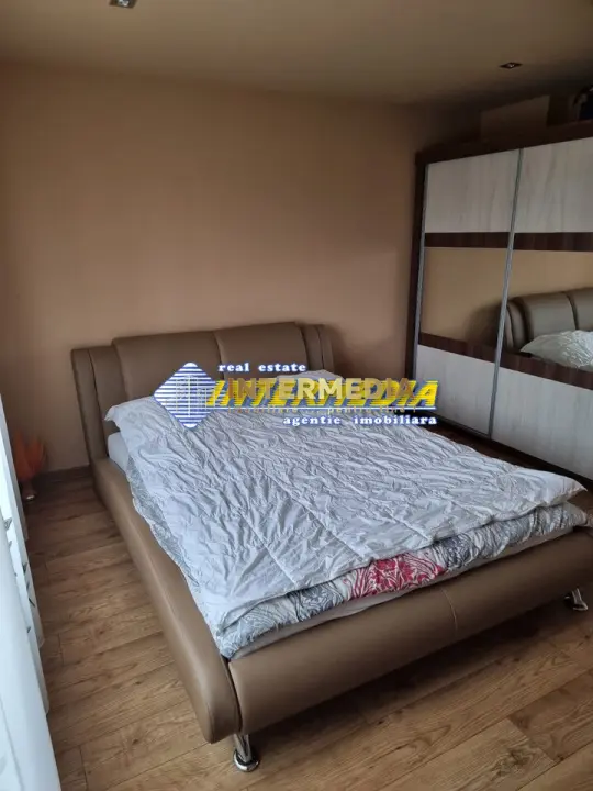 Vanzare Casa P+E 150 mp Ampoita Garaj Crama Fnisata 1800 mp Teren Utilitatii, fotografia 7