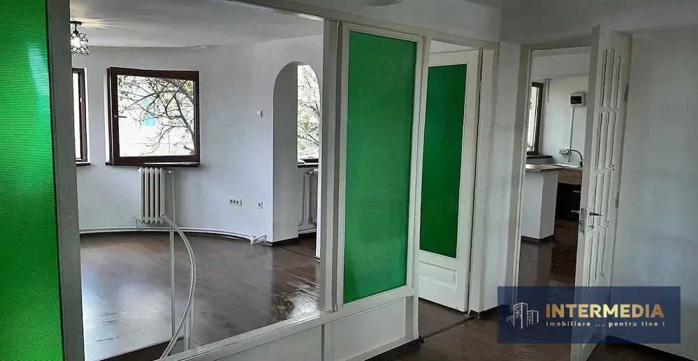 Spațiu comercial pe parter și etaj, în zona Centru, Alba Iulia, fotografia 3