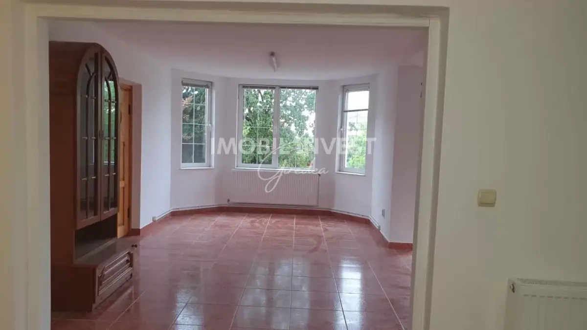 Casă cu living, 3 dormitoare și 2 băi, zona Tolstoi, Alba Iulia, fotografia 5