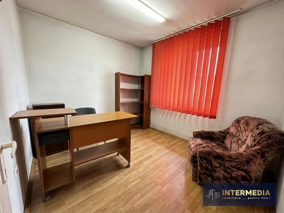 Hala de vanzare 259 mp cu teren 750 mp utilitati, fotografia 5