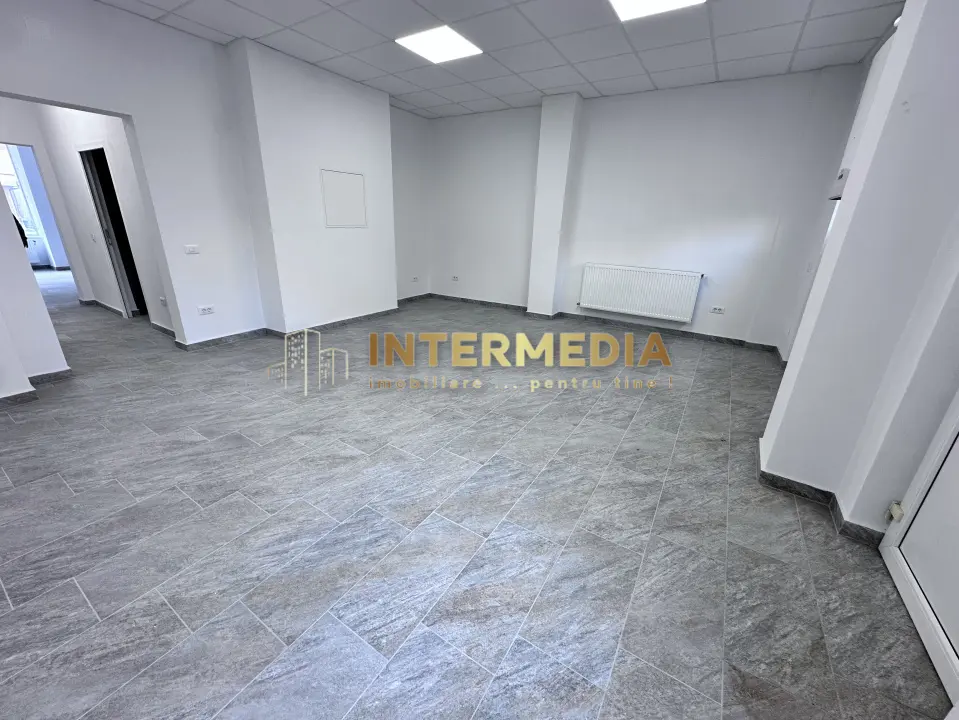 Spatiu Comercial finisat si renovat 80 mp inchiriere Alba Iulia Sub Stadion, fotografia 8