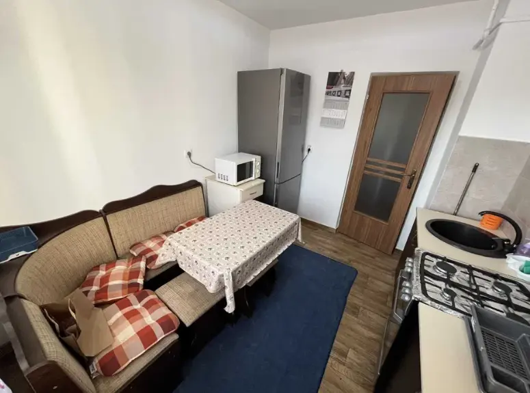 Apartament cu 3 camere de vânzare, zona Cetate - Mercur, Alba Iulia, fotografia 2
