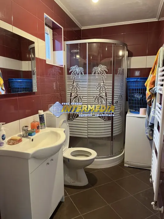 Casa vanzare Alba Iulia zona Centru ideala pentru doua familii finisata complet, fotografia 10