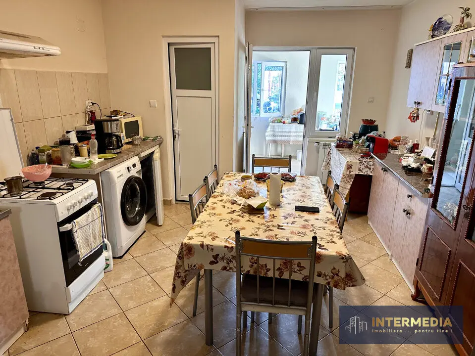 Casă pe parter în Alba Iulia, 3 camere, teren 625 mp, fotografia 7