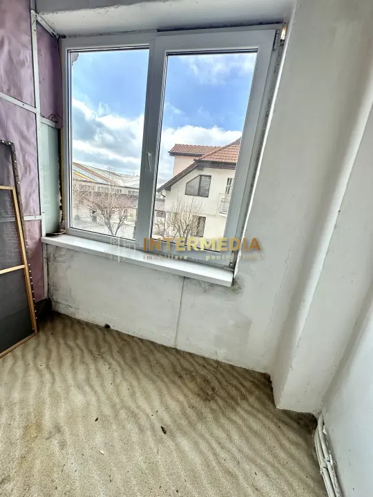 GARSONIERA DECOMANDATA, CETATE, 32 MP, ETAJ 2, NERENOVATA, fotografia 9