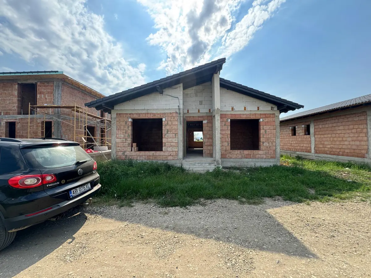Casă individuală semifinisată, 200 mp utili, teren 743 mp, Ciugud, fotografia 5