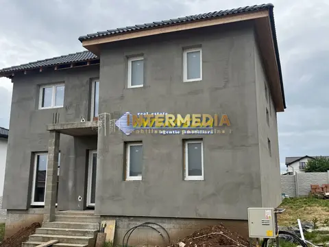 Casa noua de vanzare in Alba Iulia cu 4 camere semifinisata cu apa gaz curent