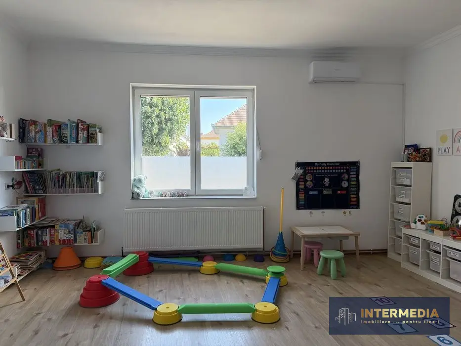 Casă de vânzare în Cetate, Alba Iulia, 5 camere, 3 băi, finisată complet, fotografia 3