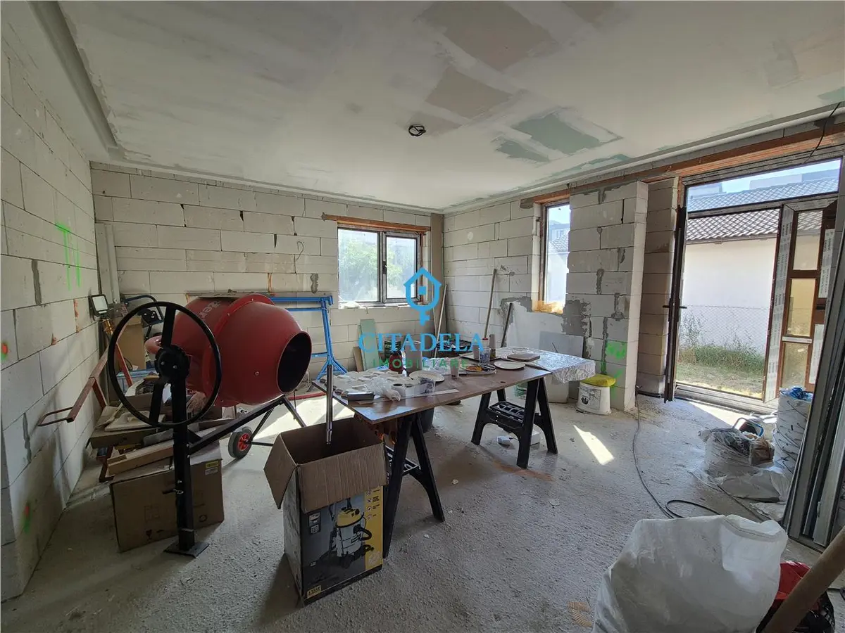 Casa, la rosu, 165000 euro, fotografia 8