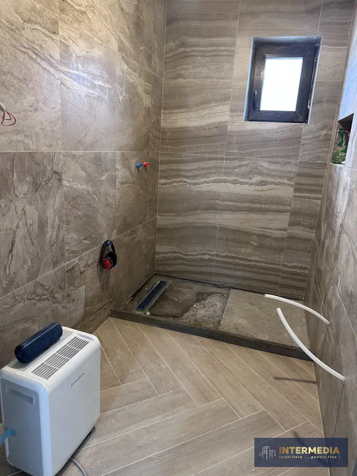 Casa noua cu 4 camere finisata in Sard 105 mp cu teren de 500, fotografia 9